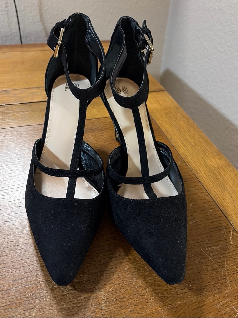 Angel Wings Leather Upper Pointed Toe Ankle Strap Heels Size US 10 Black